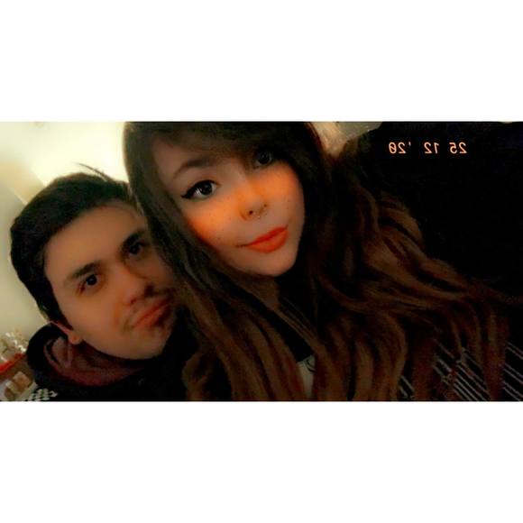 Poshmark profile picture for @puppeteer